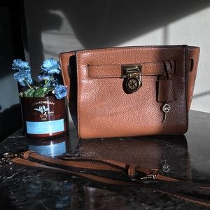 1hr SALE! 💗✨AUTHENTIC Michael Kors Hamilton mini✨